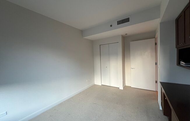 2 beds, 2 baths, $4,500, Unit UNIT 2604