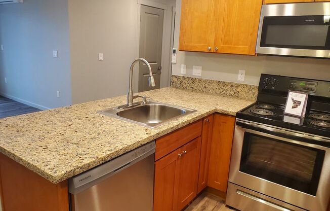 3 beds, 2 baths, 1,210 sqft, $2,550, Unit D-131