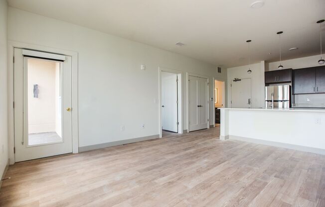 1 bed, 1 bath, 648 sqft, $1,595, Unit APT 404