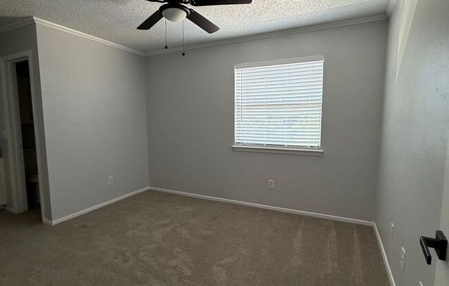 5608 Cougar Drive # 214