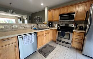 2 beds, 2.5 baths, $1,890