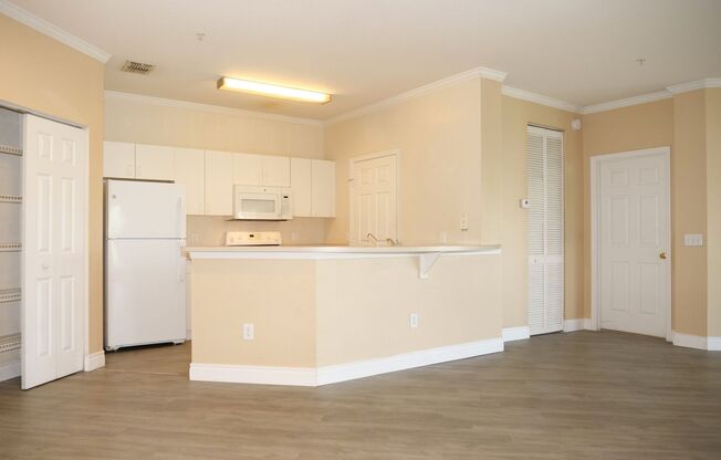 Nice 2 bed / 2 bath at Mosaic at Millenia!