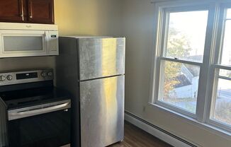 2 beds, 1 bath, $1,700, Unit 1