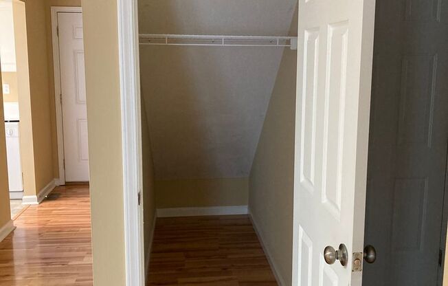 4 beds, 2 baths, 1,635 sqft, $1,500, Unit 3969 South Cramer Circle