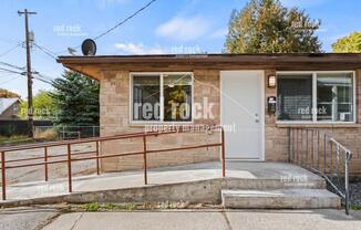 2424 E DIAMOND AVE
