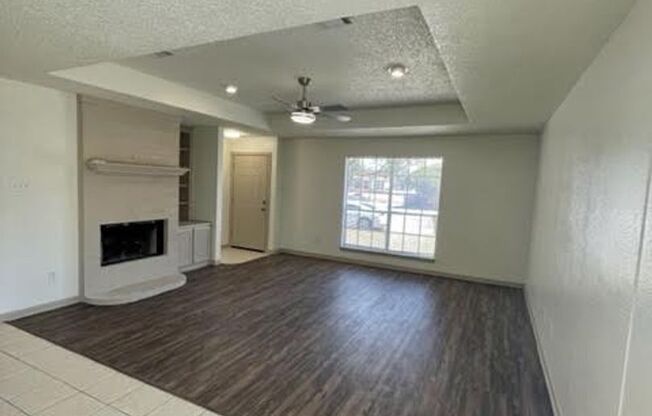 928 BRIAR DR