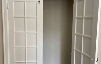 Robert Browning Apartments - 108 4809 Roanoke