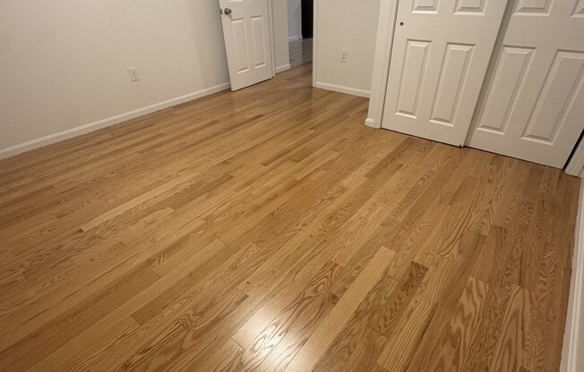 1 bed, 5.5 baths, 750 sqft, $2,100, Unit 1
