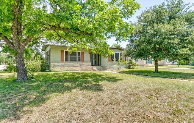 3- BEDROOM IN JEFFERSON TERRACE