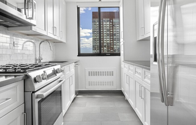 3 beds, 3 baths, $12,000, Unit 11D
