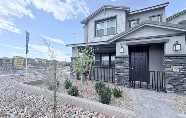 Summerlin West Like new Townhome