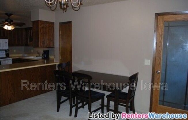 1326 ROSE AVE