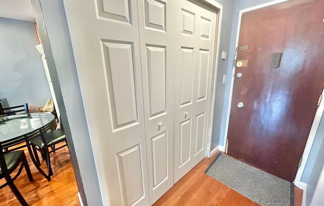 2 beds, 1 bath, 768 sqft, $2,425, Unit 325