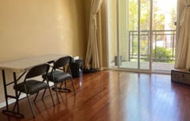 2 BR, 2 Bath, 2 Car garage