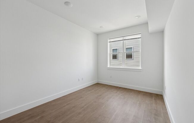 1 bed, 1 bath, 750 sqft, $1,313, Unit 203