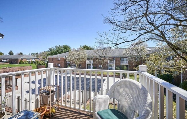 740 FARM RD