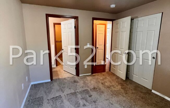 2 beds, 1.5 baths, $1,450, Unit 17718-C