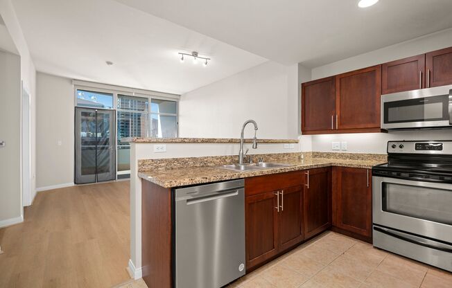 1 bed, 1 bath, $2,750