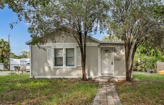 Charming 2 Bed, 2 Bath Newly Remodeled Home Corner Lot in St. Petersburg, FL