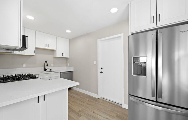 1 bed, 1 bath, 600 sqft, $2,795, Unit 4146