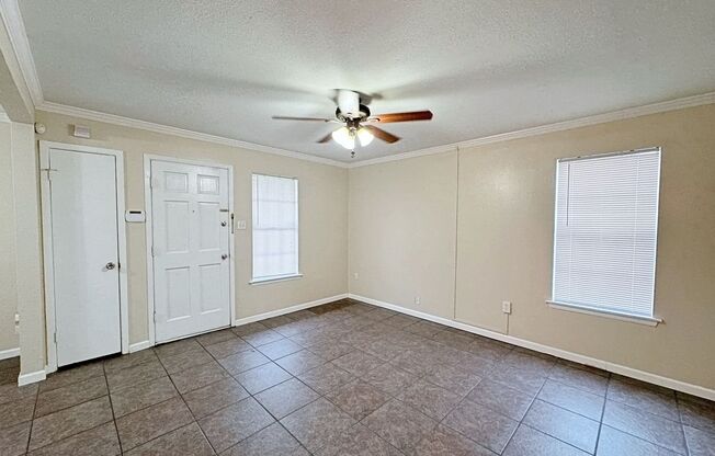 2 beds, 1.5 baths, $1,000