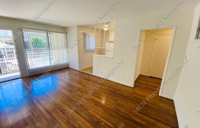993-1605 N. MARTEL AVE.