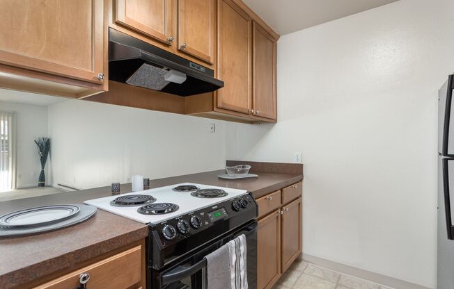 2 beds, 1 bath, 900 sqft, $1,325, Unit 51