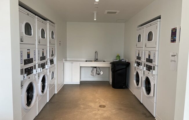 Rockwood Village_Laundry Room