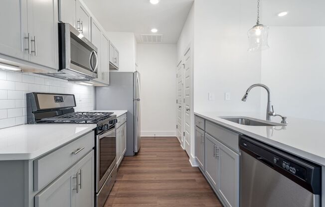 1 bed, 1 bath, $1,895