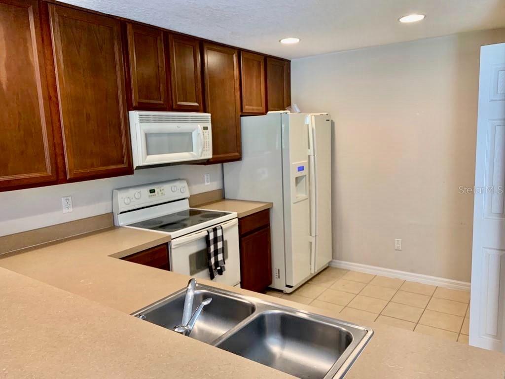 3896 SILVERBELL LOOP