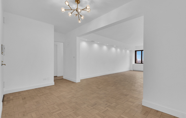 2 beds, 2.5 baths, 1,372 sqft, $14,000, Unit 20K