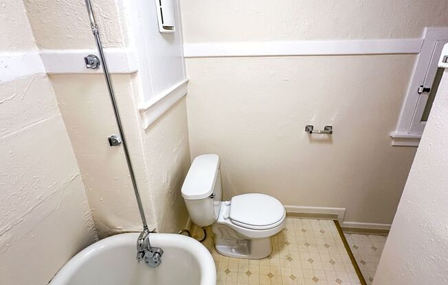 1 bed, 1 bath, 500 sqft, $1,595, Unit 307