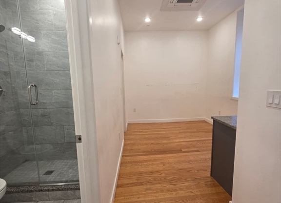 Studio, 1 bath, $1,495, Unit 209