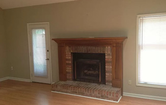 3 beds, 2 baths, $1,500