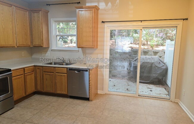 531 ELM AVE