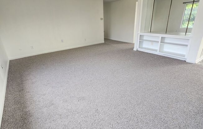 6110 - Lyons Ln