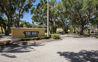 Oaks at Ellenton