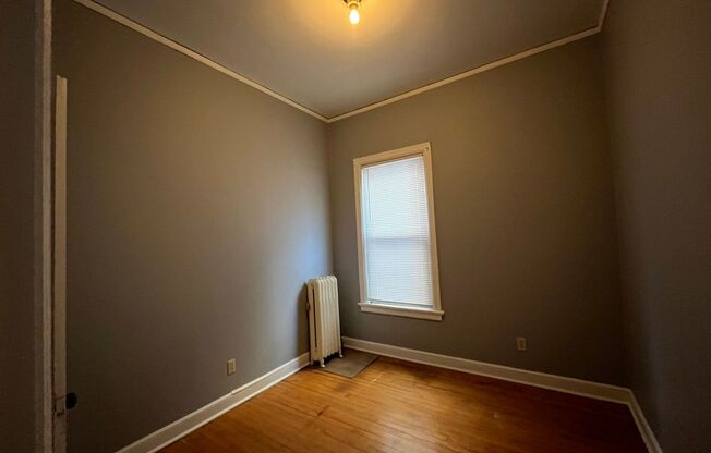 1830 N. Oakland Ave.