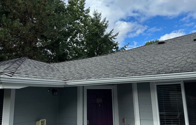 Nice 2 bed / 1 bath Condo in Bothell!