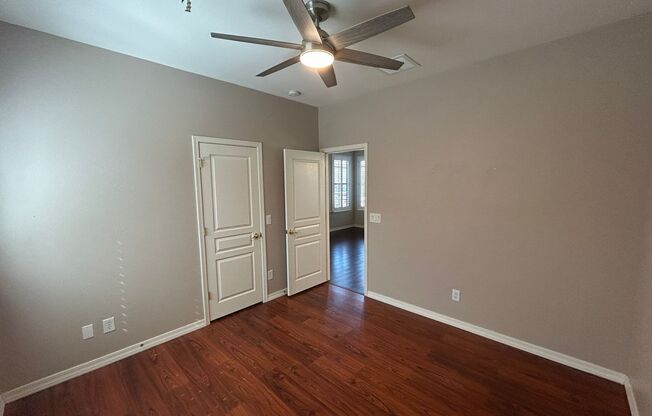 3 beds, 2.5 baths, 2,602 sqft, $2,799