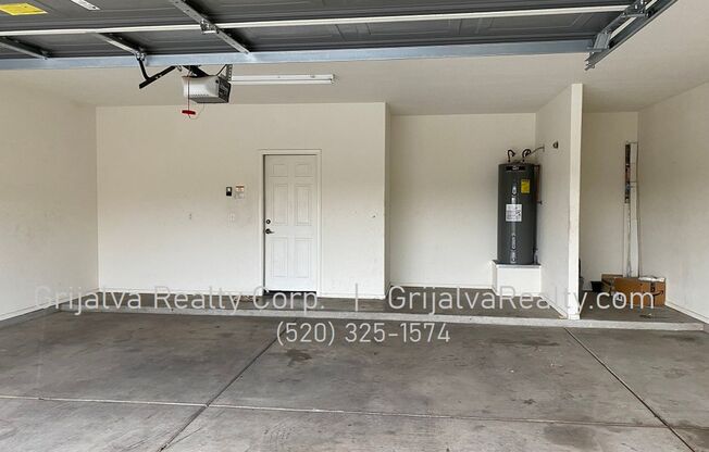 4 beds, 2.5 baths, $1,900, Unit 9127