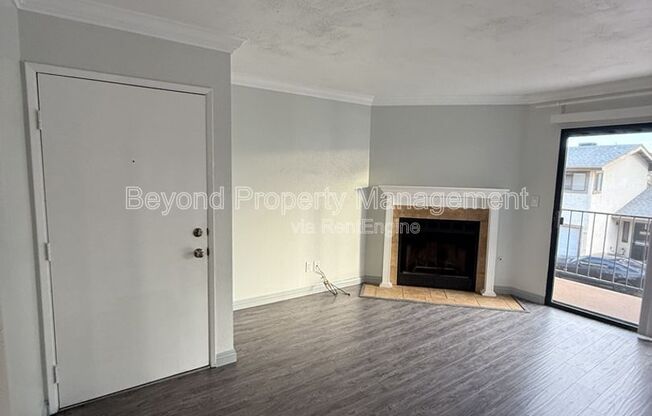 8535 PARADISE VLY RD