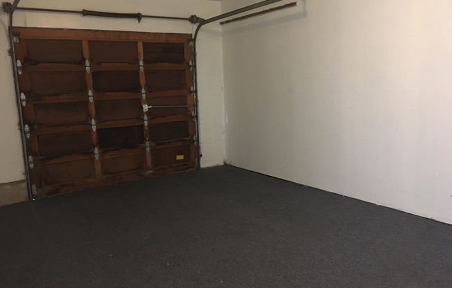 2 Bedroom in Cal Young Area