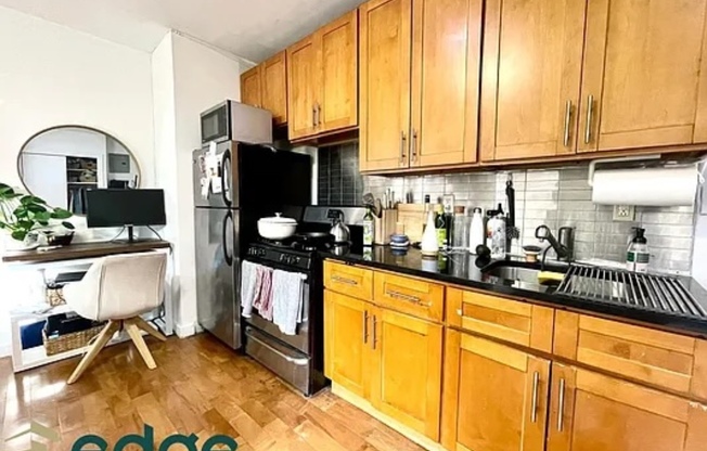 1 bed, 1 bath, $3,095, Unit 33