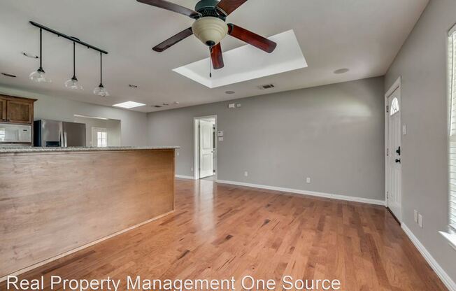 4320 Woodcrest Lane