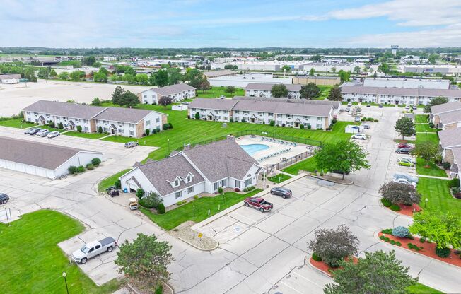2 beds, 1 bath, 850 sqft, $999, Unit B202
