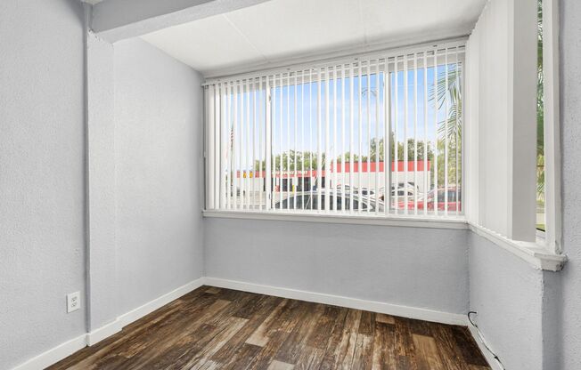 1 bed, 1 bath, 665 sqft, $1,395, Unit 115