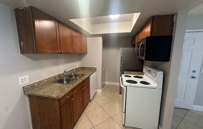 1 bed, 1 bath, $1,260, Unit # 1051