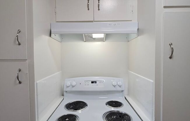 1 bed, 1 bath, 650 sqft, $2,200, Unit 2890-20