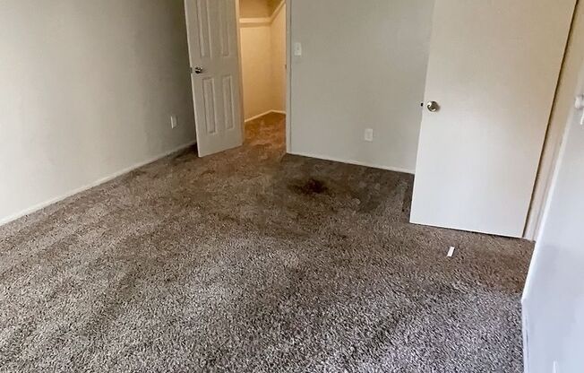 2 beds, 1 bath, $1,500